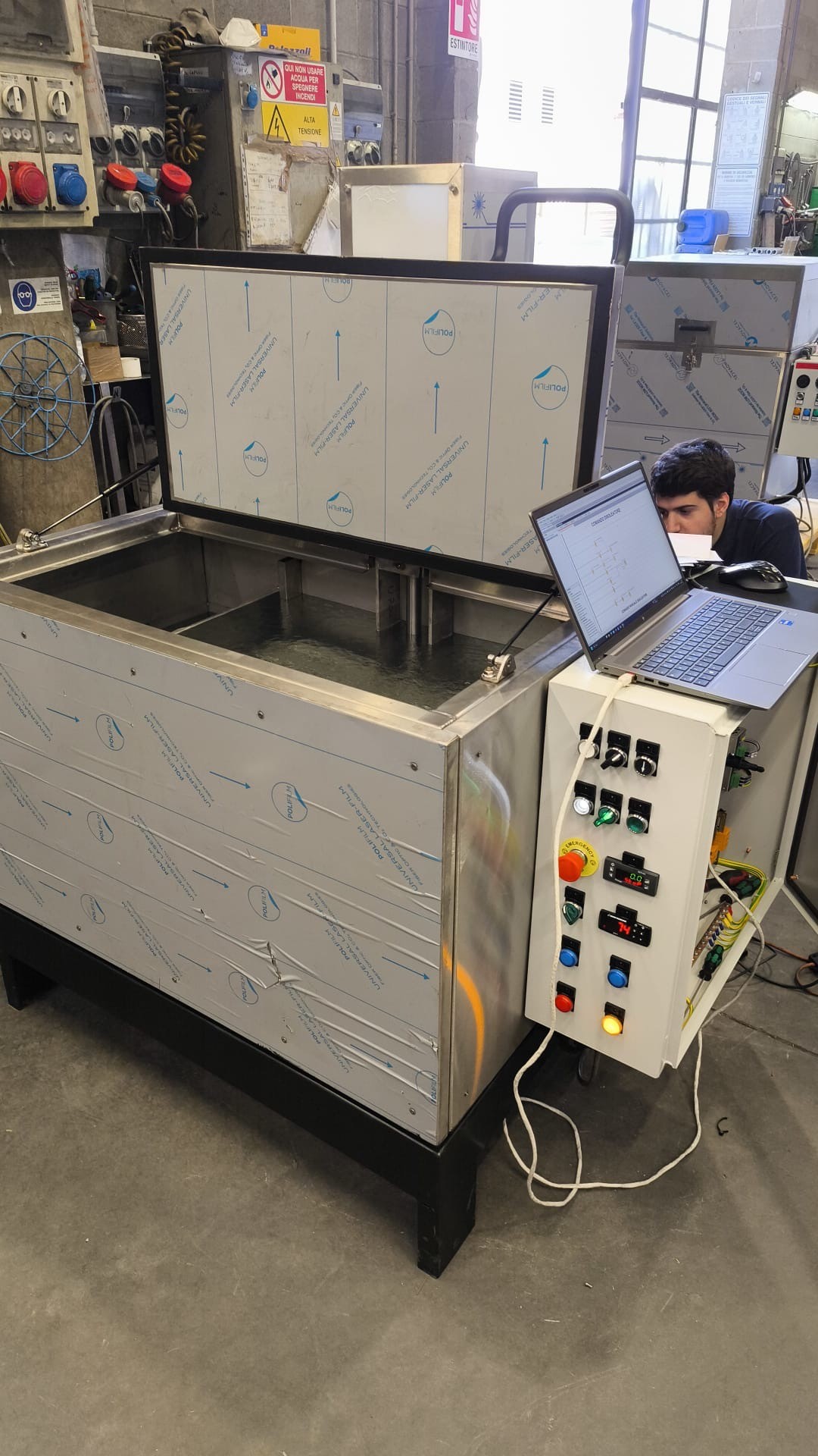Magido U-700 Ultrasonic Immersion Parts Washer - Image 4